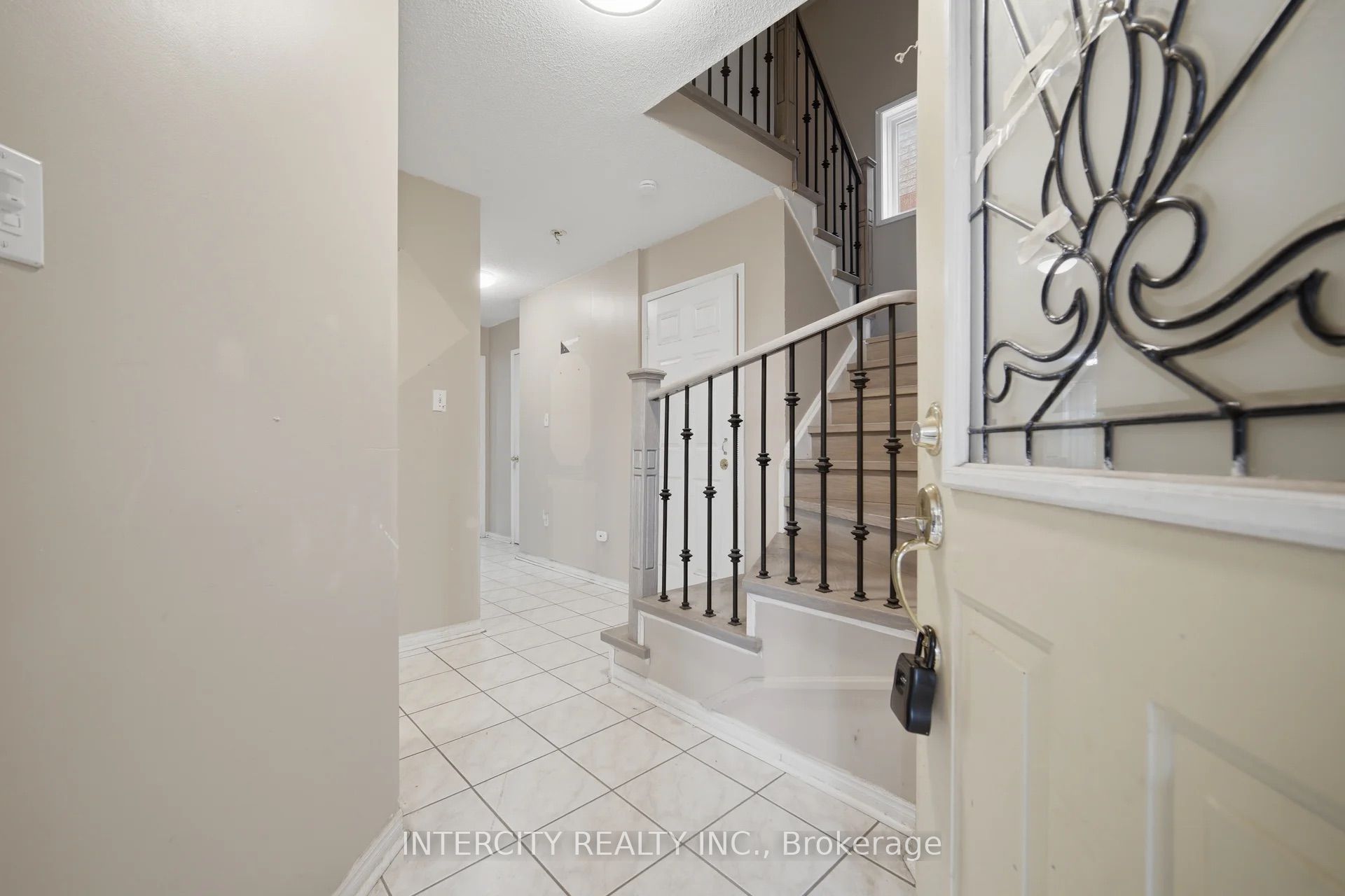42 Mosley Crescent Property Photo 6