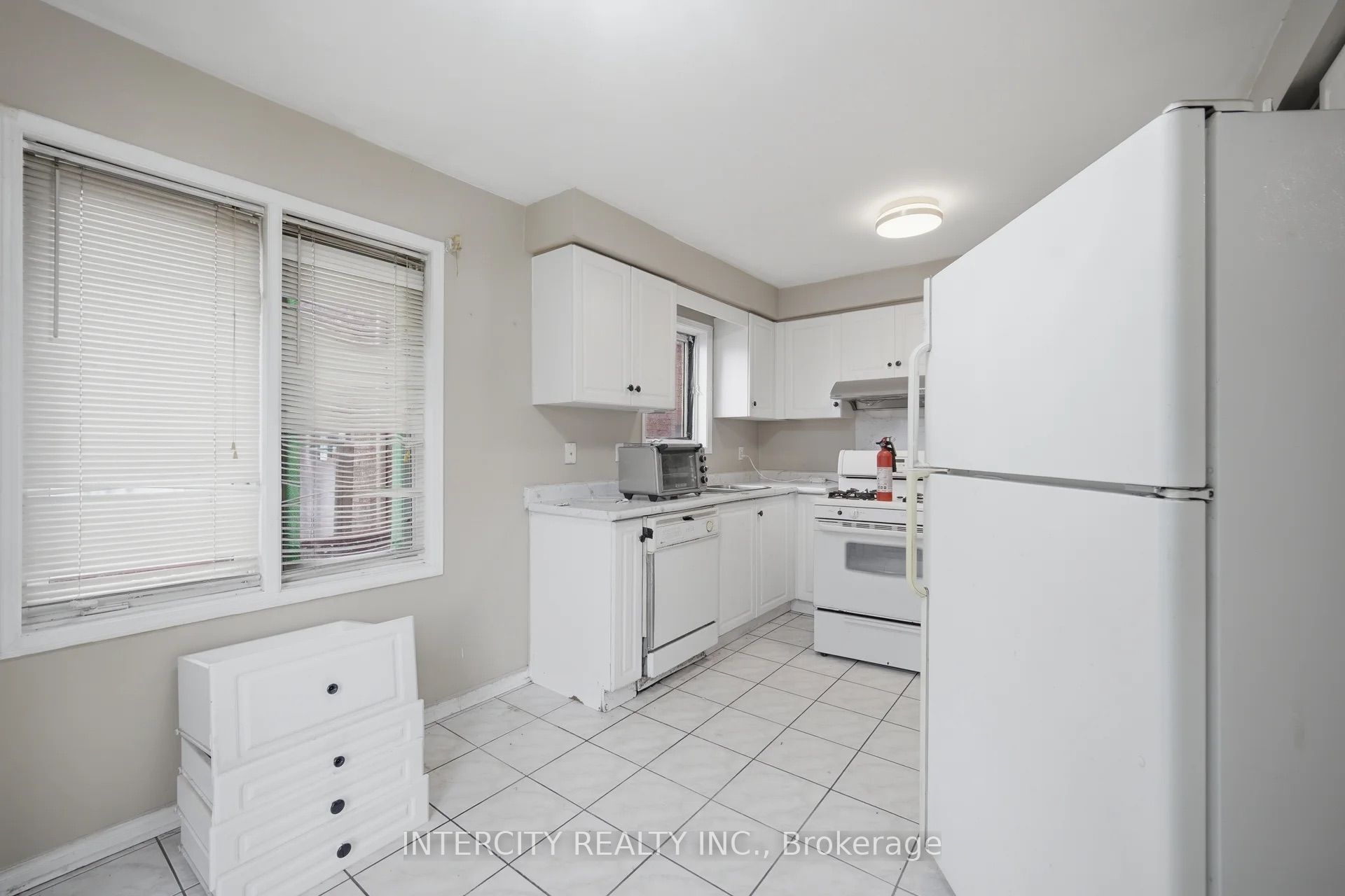 42 Mosley Crescent Property Photo 13