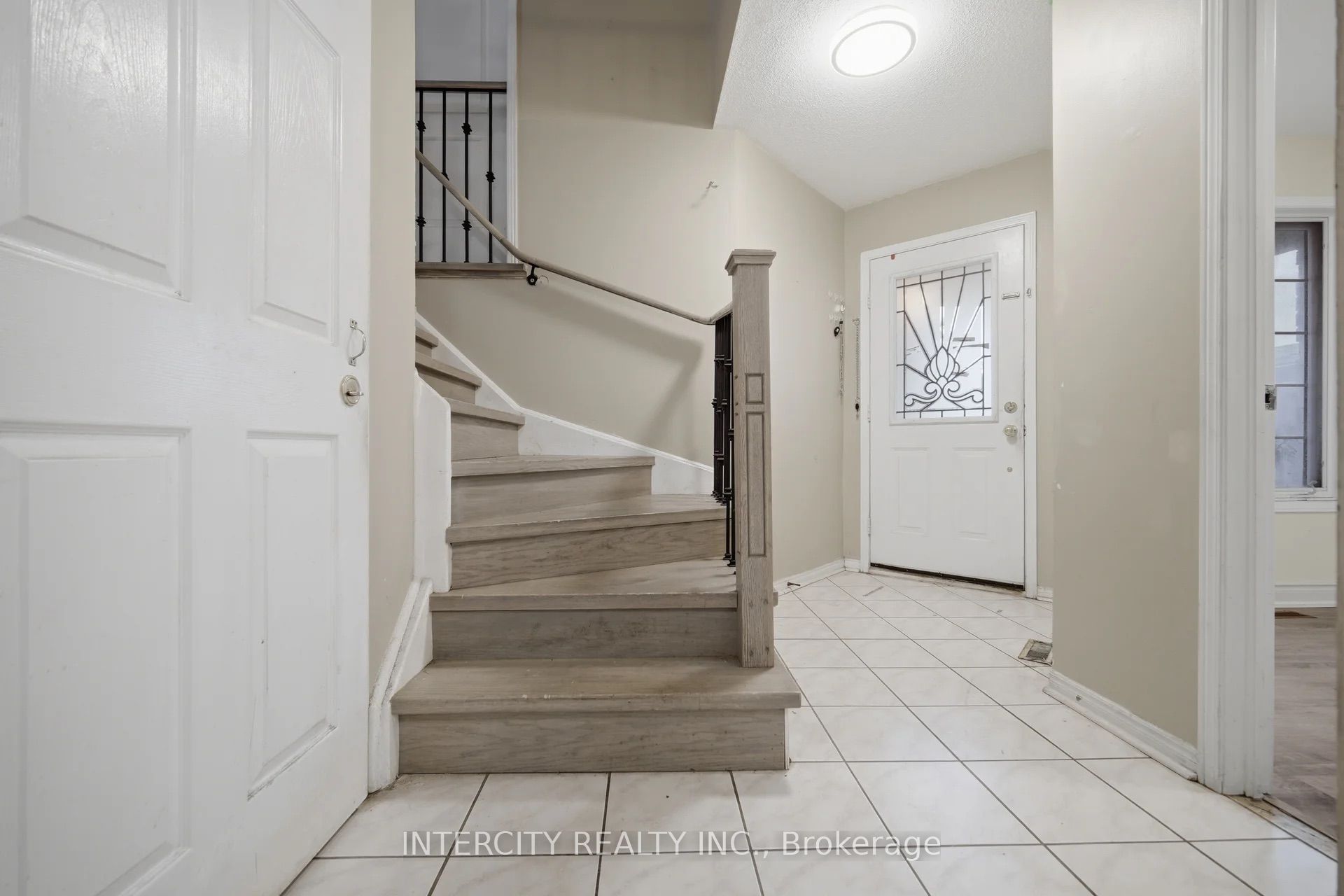 42 Mosley Crescent Property Photo 16