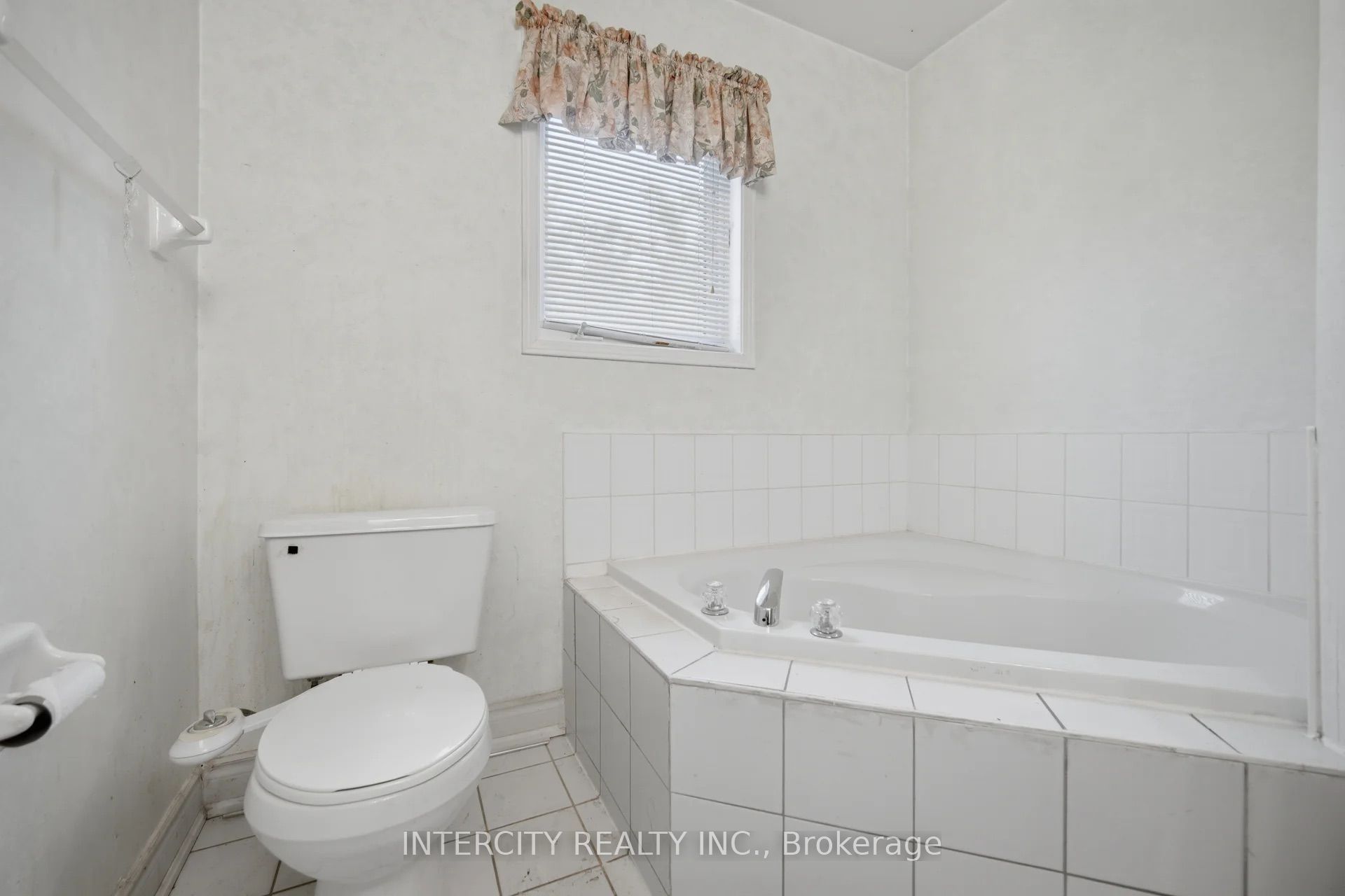 42 Mosley Crescent Property Photo 25