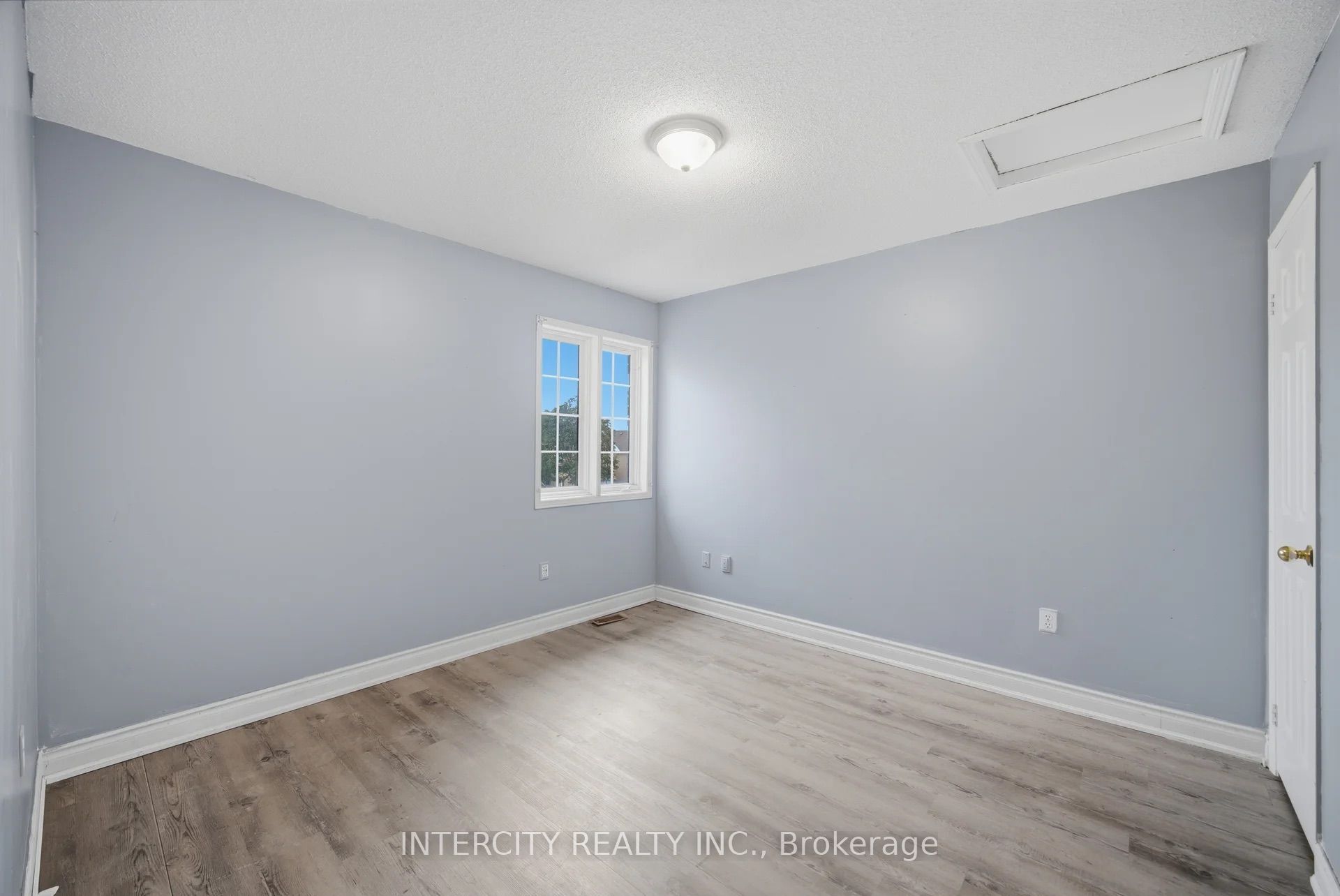 42 Mosley Crescent Property Photo 26