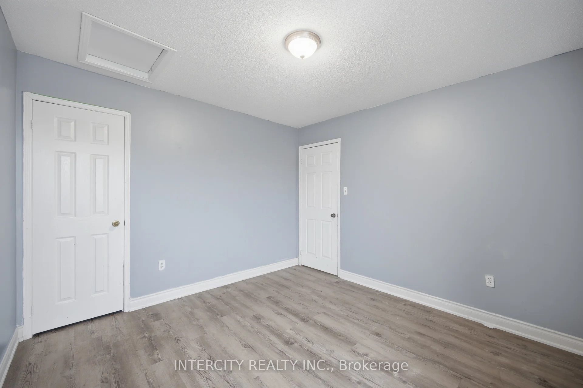 42 Mosley Crescent Property Photo 27