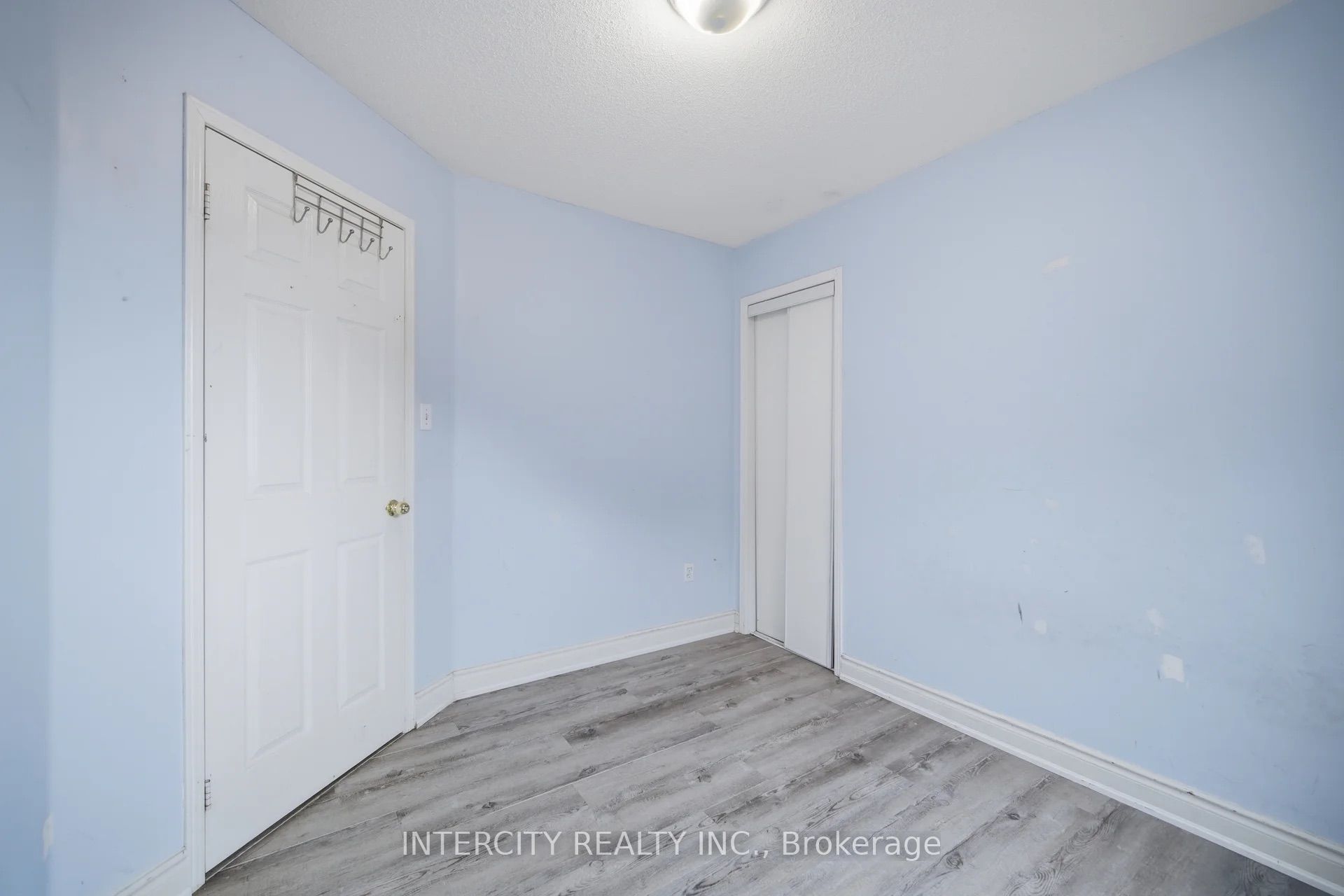 42 Mosley Crescent Property Photo 30