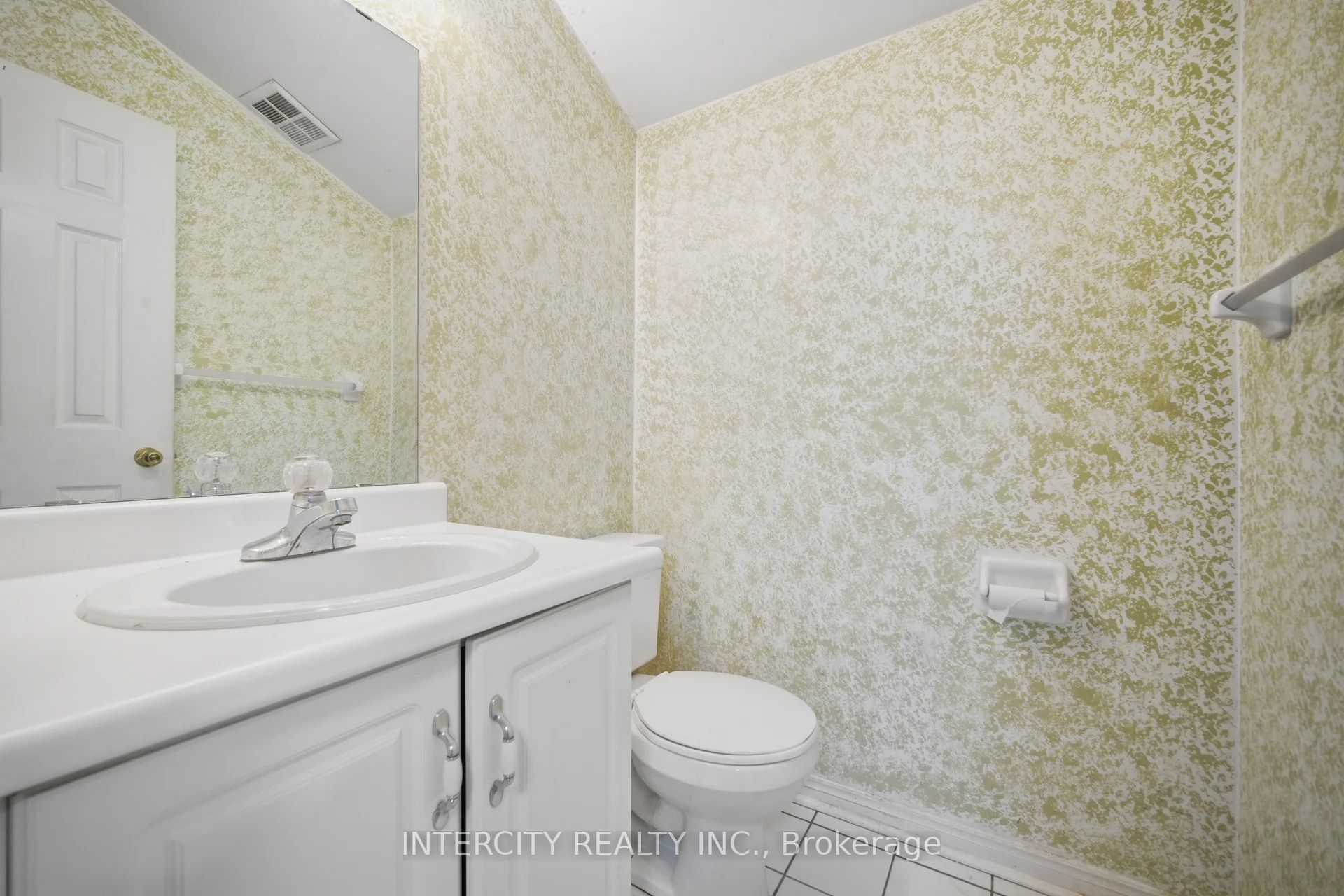42 Mosley Crescent Property Photo 36