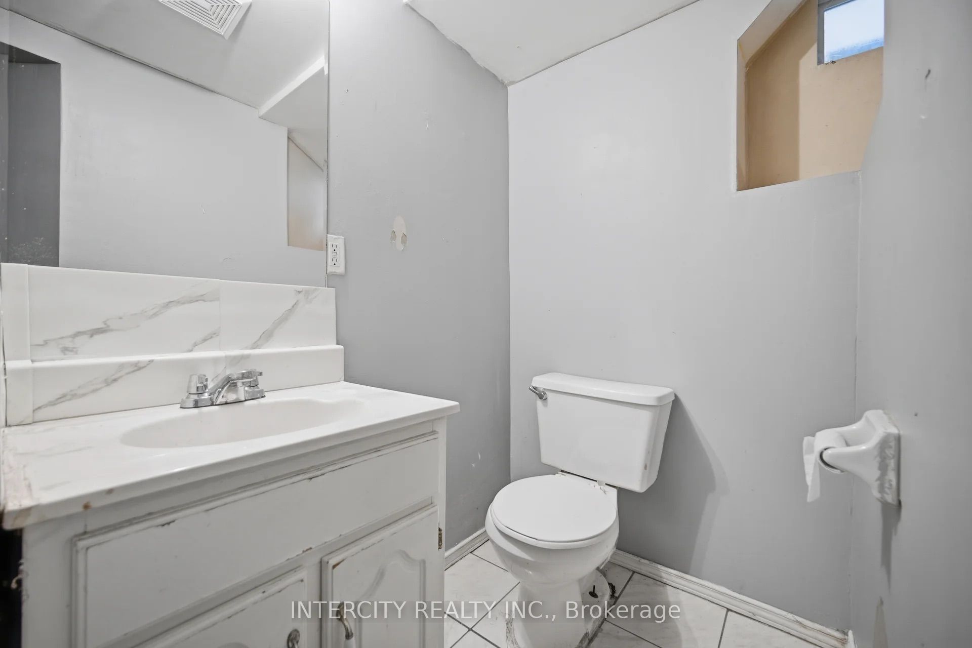 42 Mosley Crescent Property Photo 44