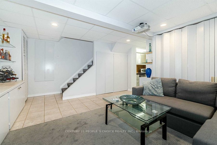 13 Jeffrey Street Property Photo 33