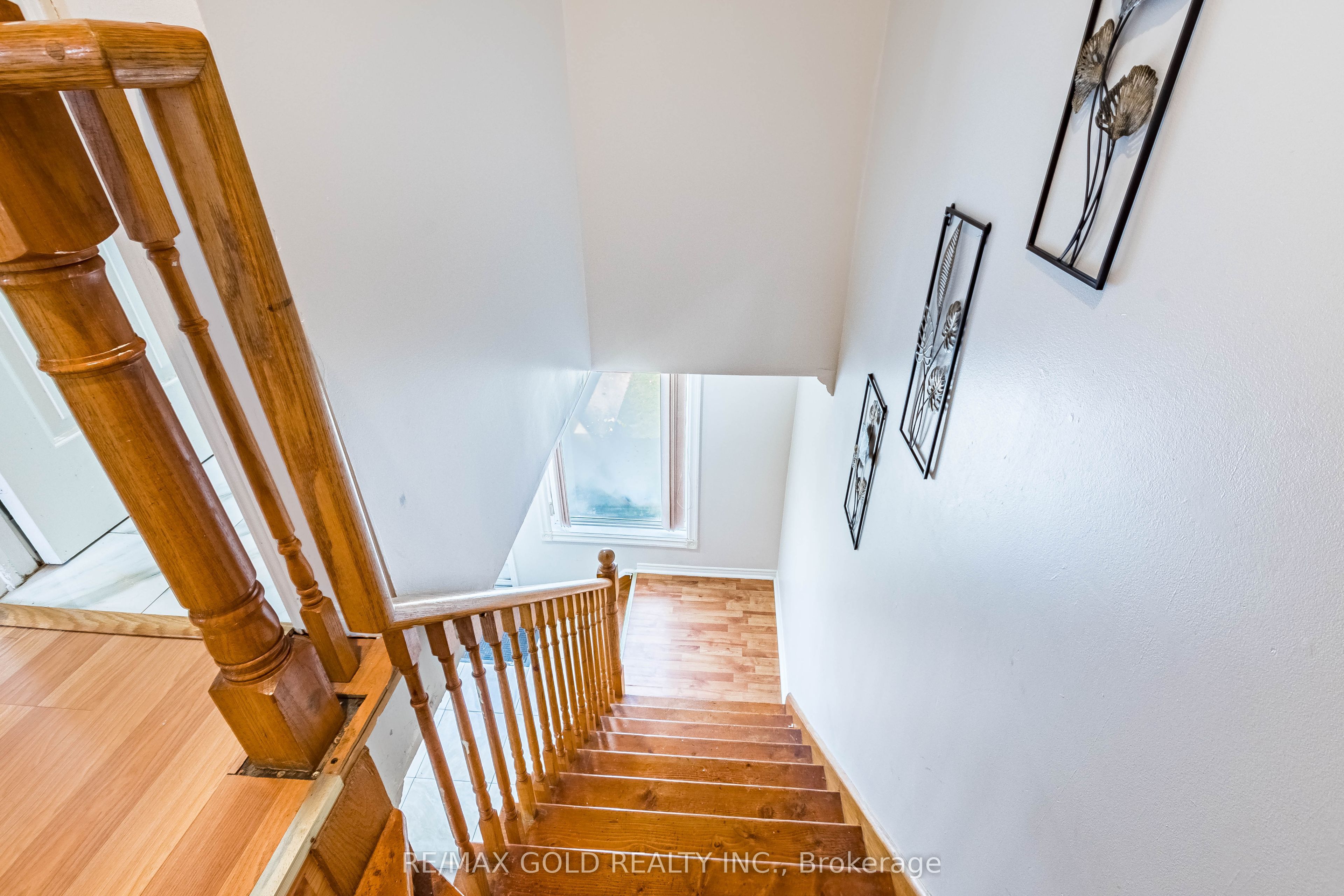 10 Elmstead Court Property Photo 9