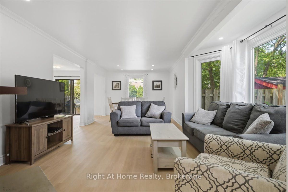 2256 Munns Avenue Property Photo 9