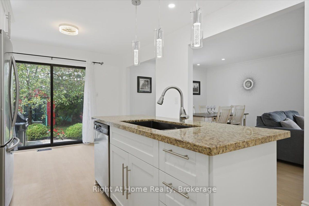 2256 Munns Avenue Property Photo 13