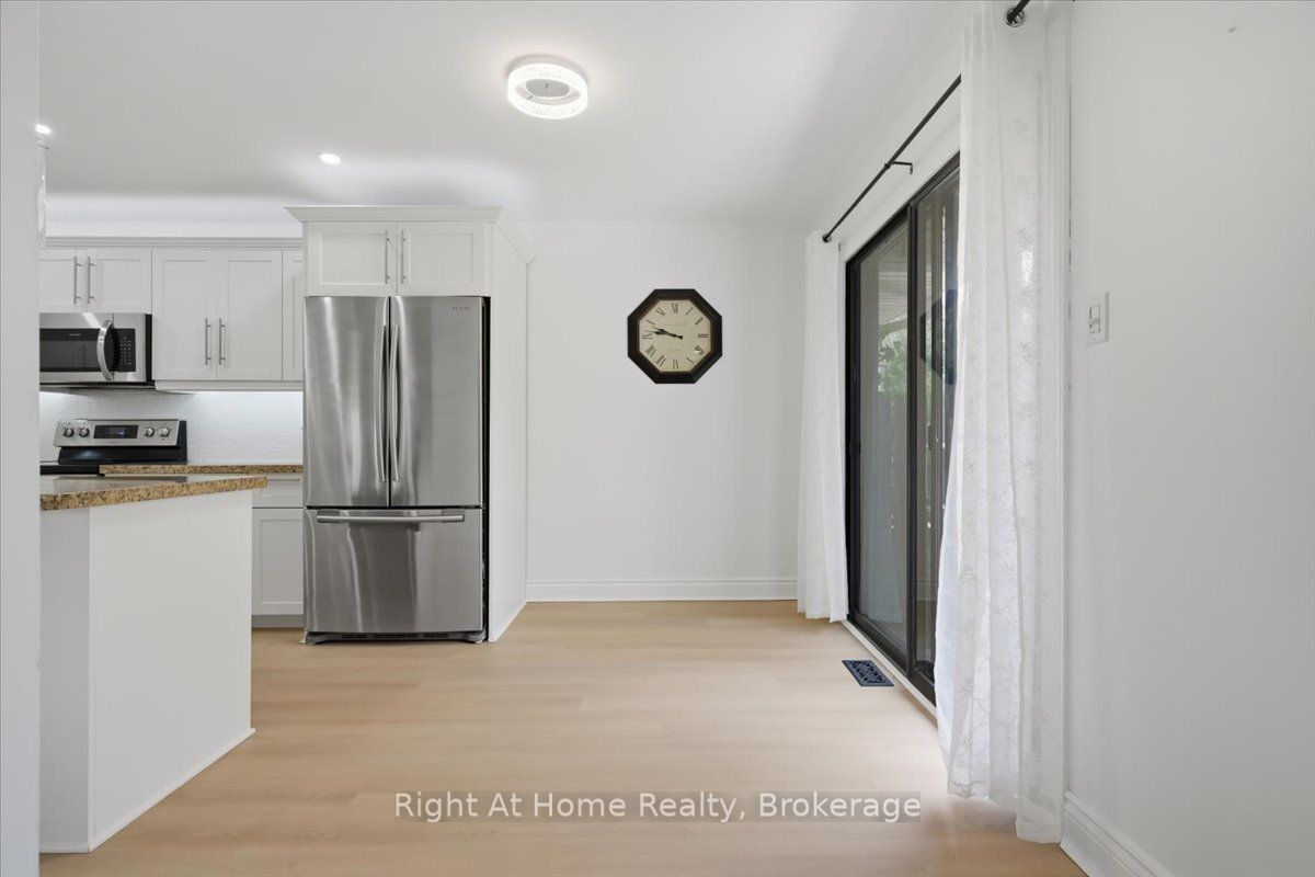 2256 Munns Avenue Property Photo 23