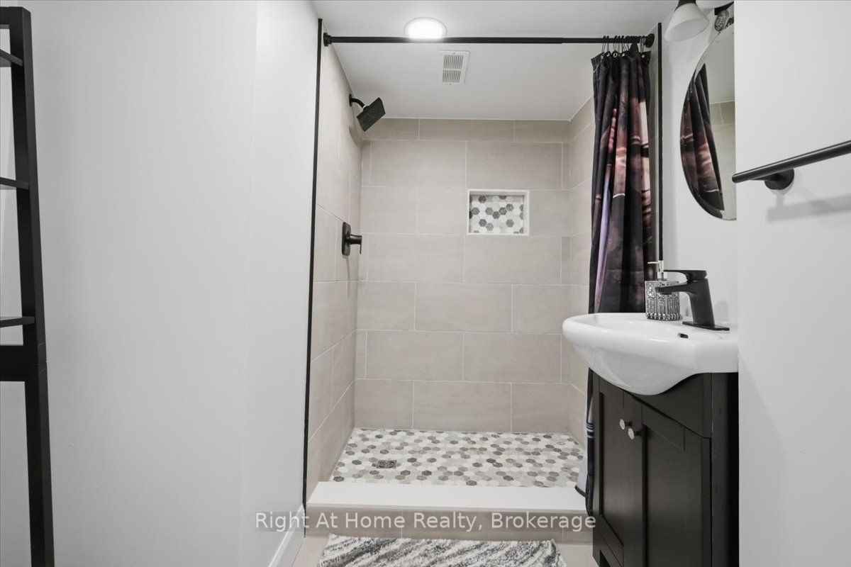 2256 Munns Avenue Property Photo 32