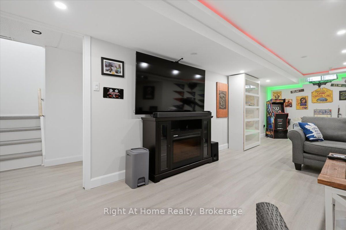 2256 Munns Avenue Property Photo 33