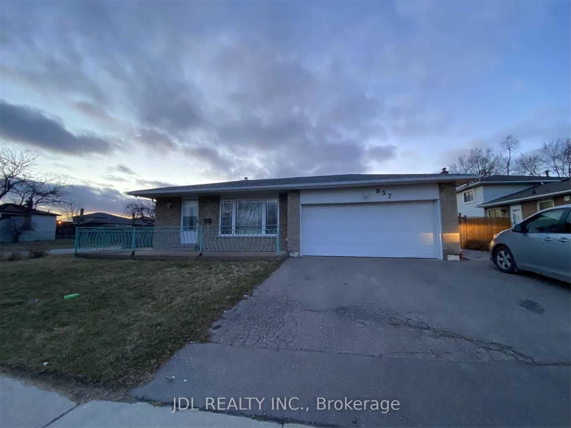 857 Westlock Road Lower Property Photo 1