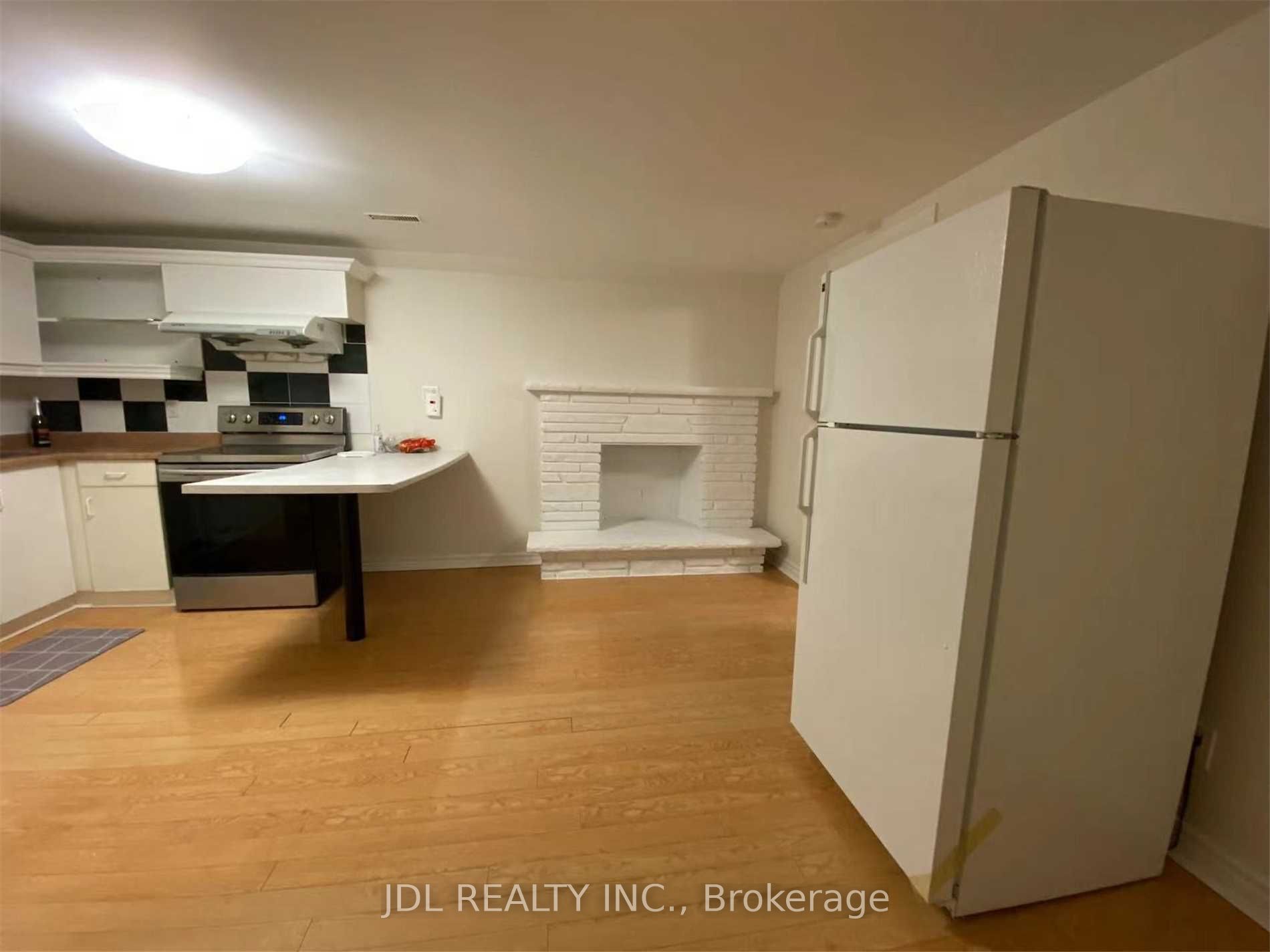 857 Westlock Road Lower Property Photo 3