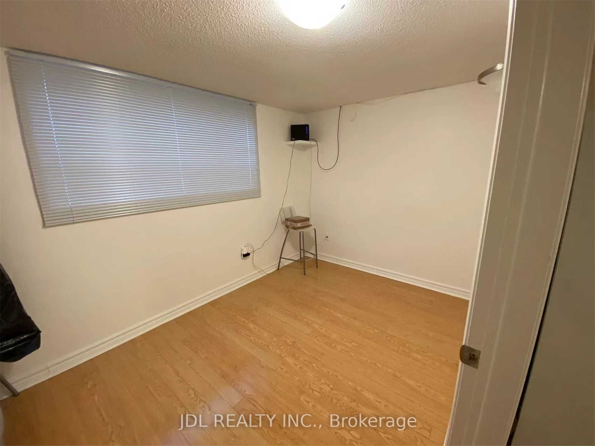 857 Westlock Road Lower Property Photo 4