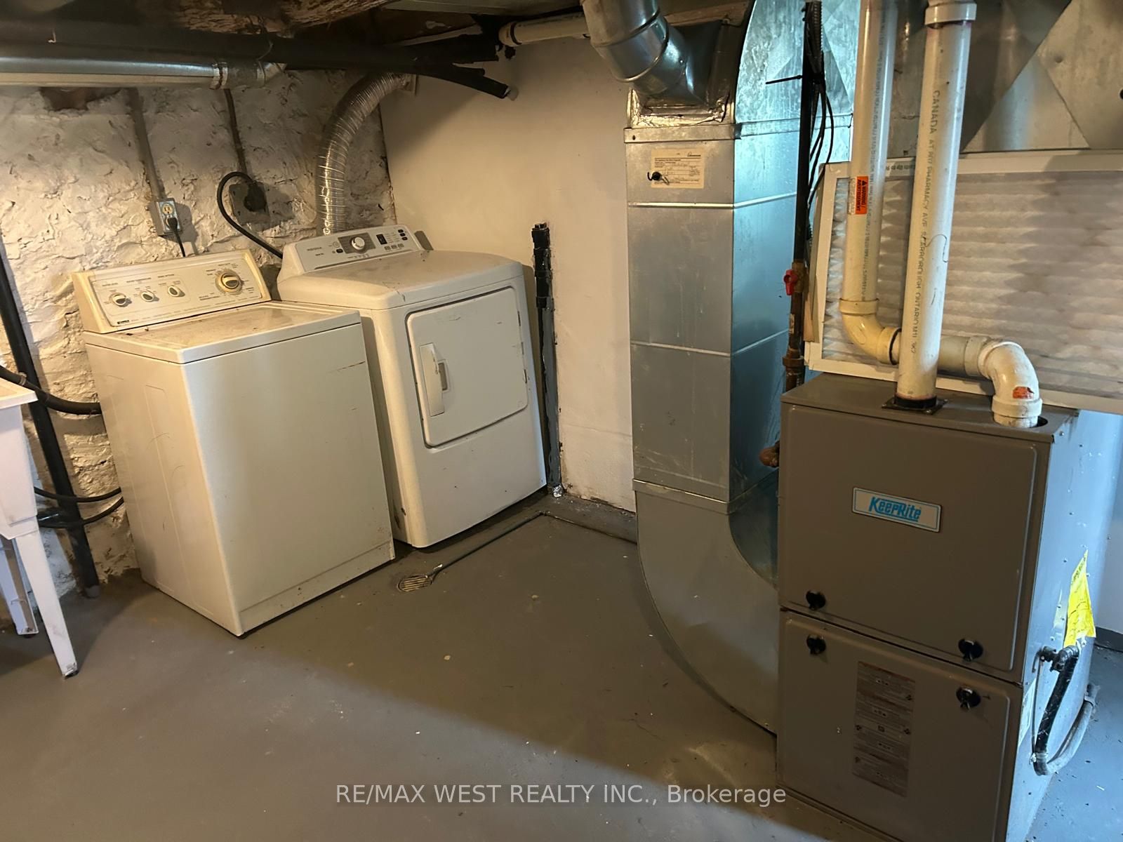 11850 Airport Road Property Photo 19