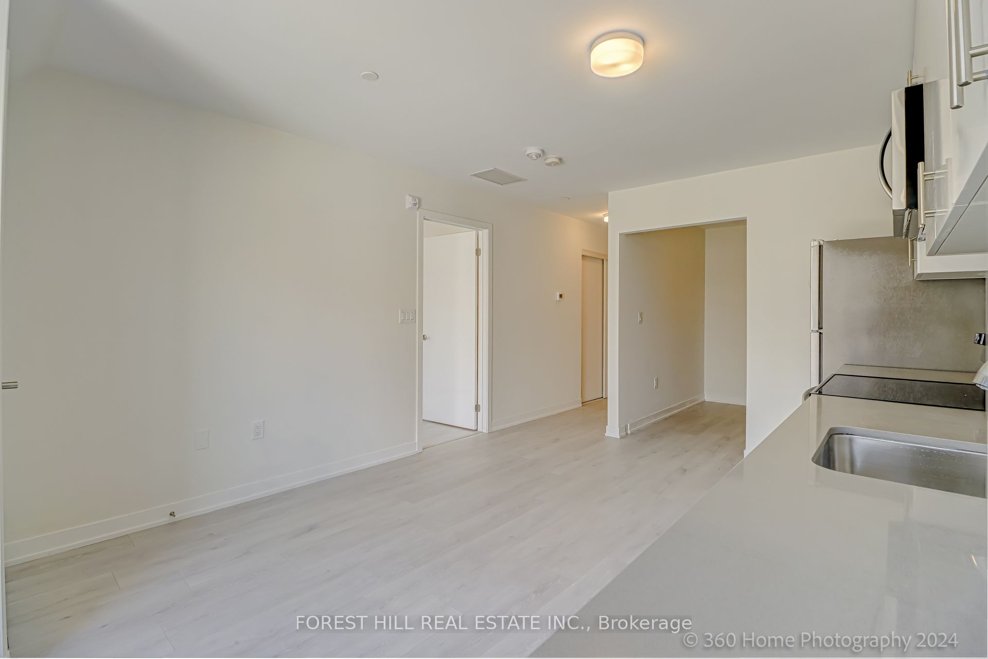 3401 Ridgeway Drive 305 Property Photo 12