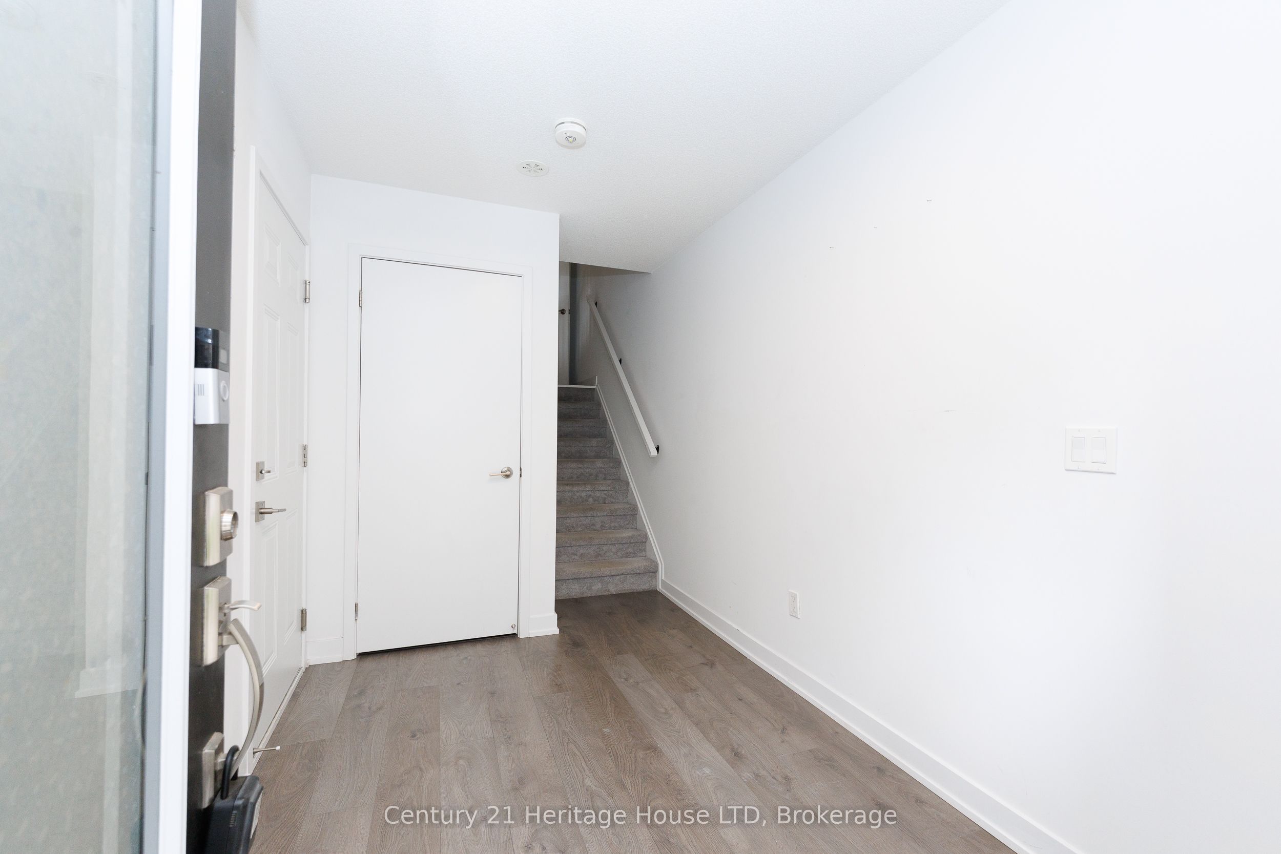 1121 Cooke Boulevard 55 Property Photo 2