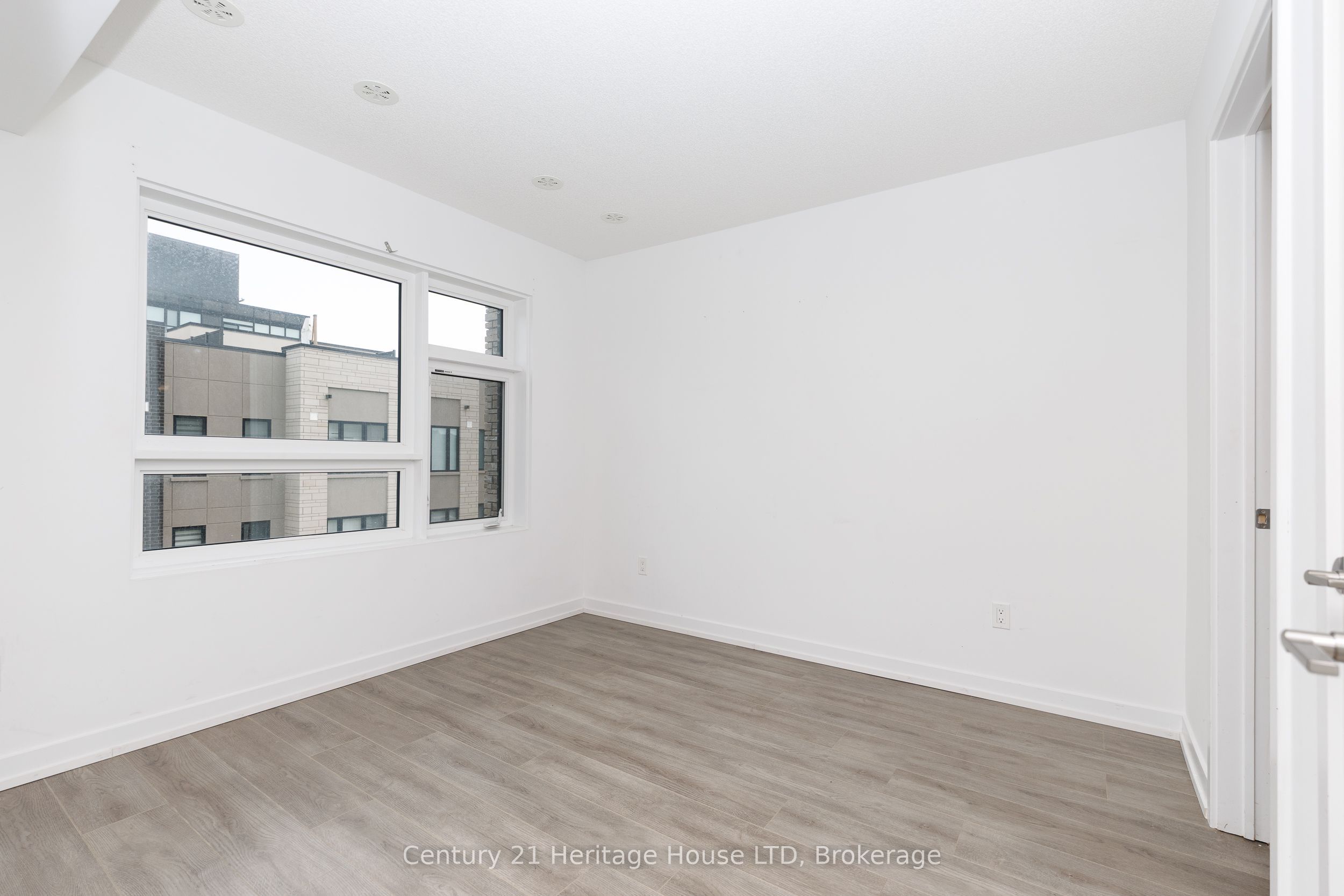 1121 Cooke Boulevard 55 Property Photo 15