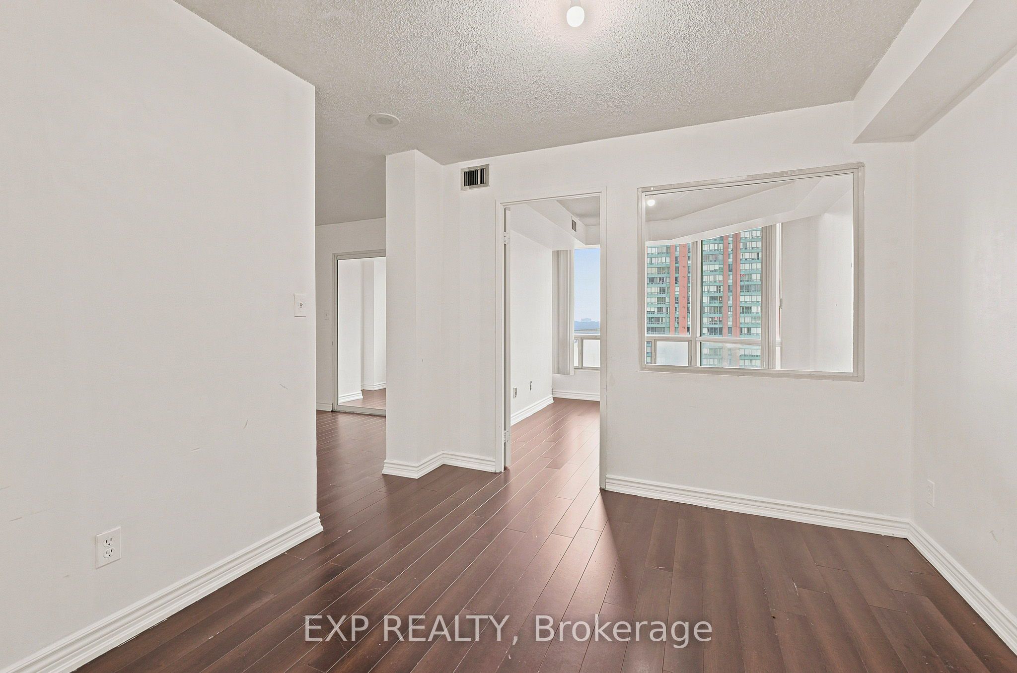 155 Hillcrest Avenue 1114 Property Photo 17