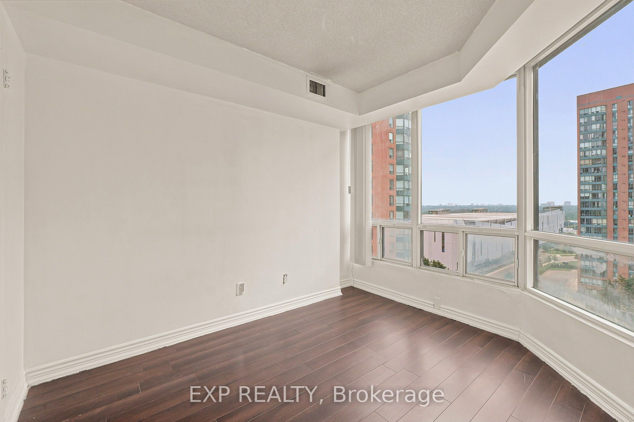 155 Hillcrest Avenue 1114 Property Photo 21