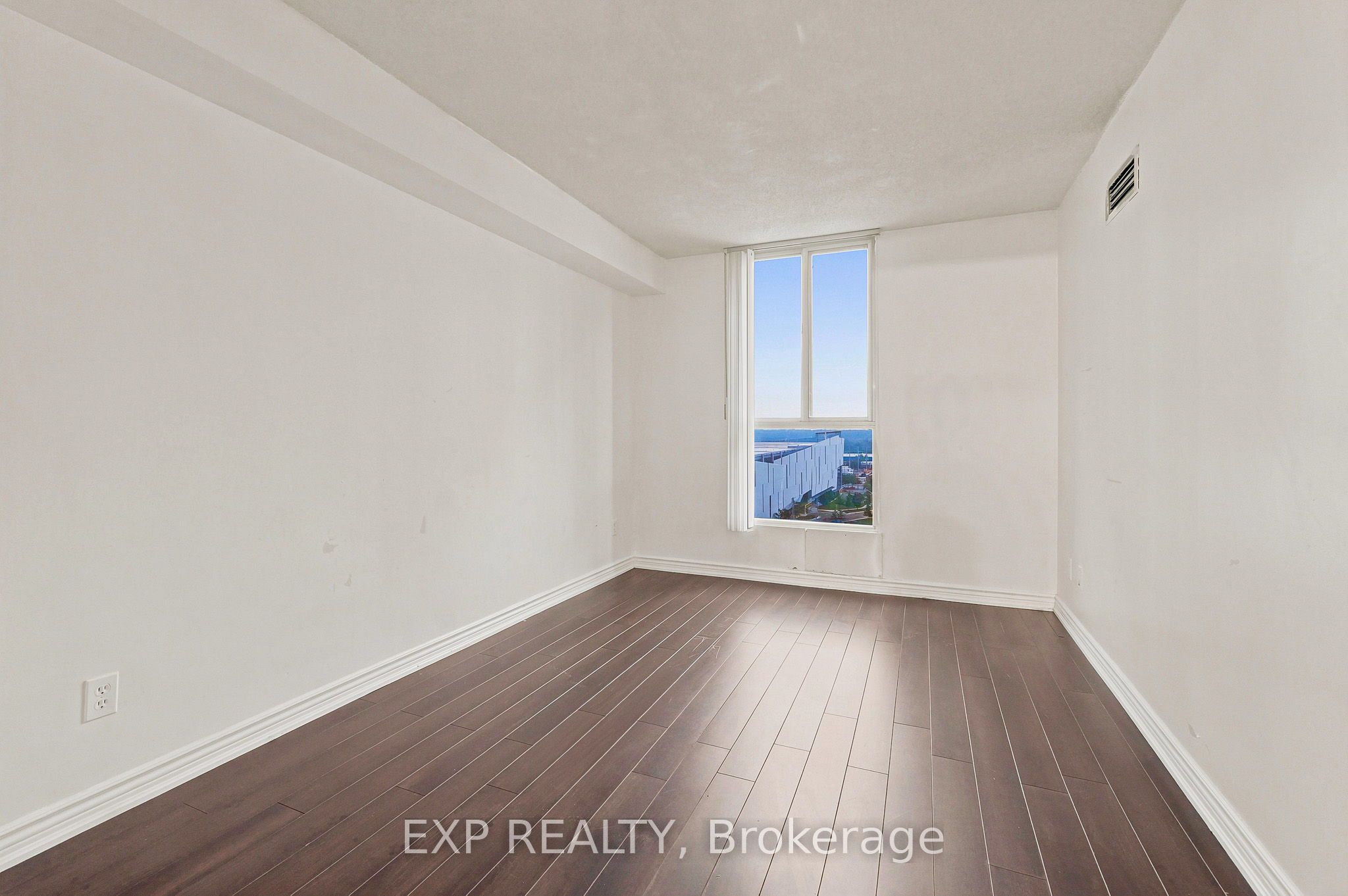 155 Hillcrest Avenue 1114 Property Photo 28