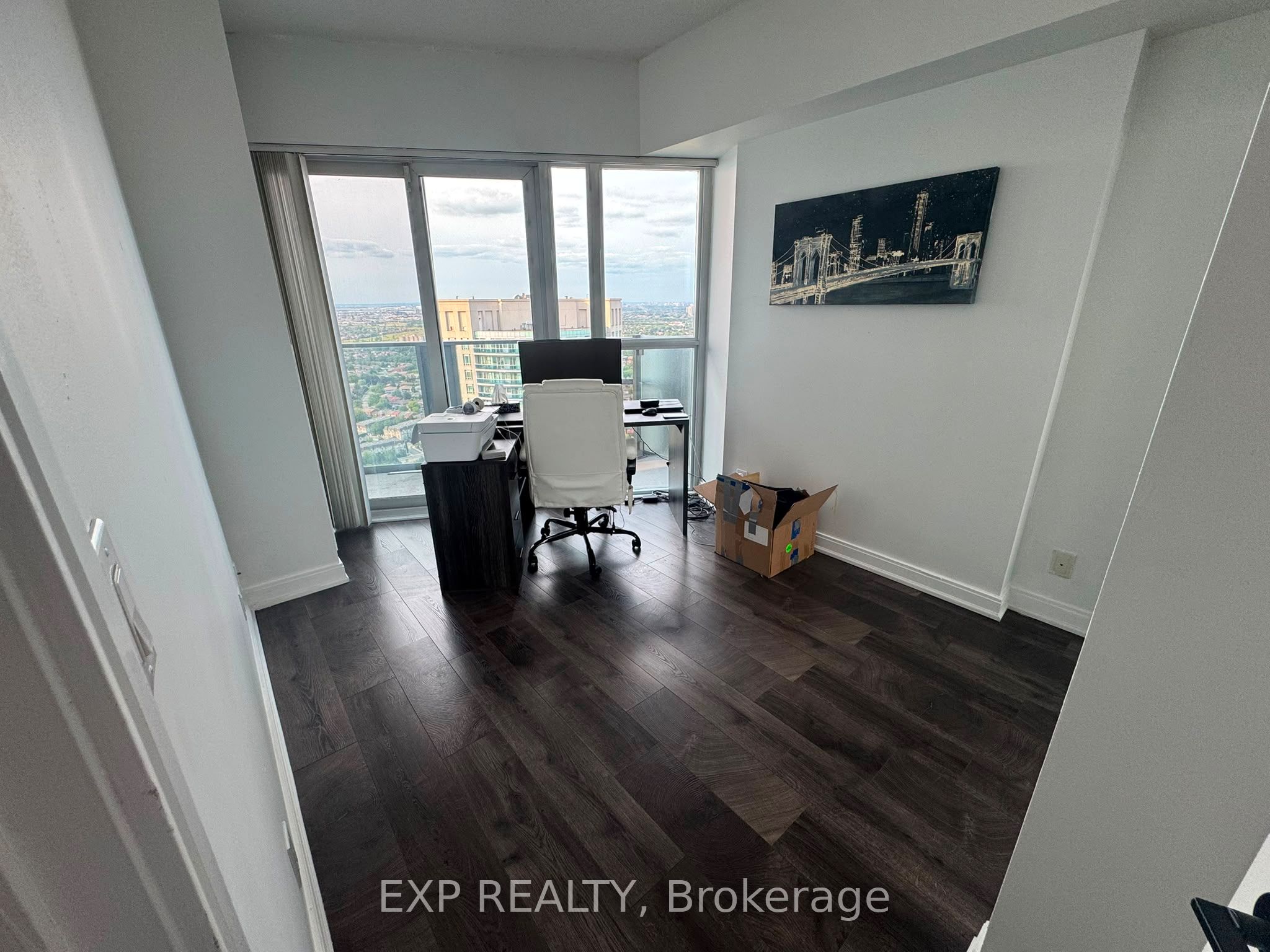 60 Absolute Avenue 3707 Property Photo 6