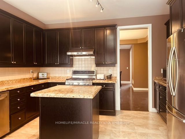 3 Lindyfalls Drive Upper Level Property Photo 21