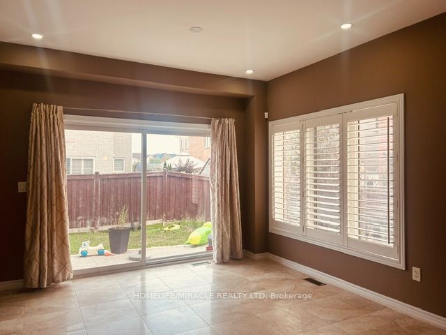 3 Lindyfalls Drive Upper Level Property Photo 22