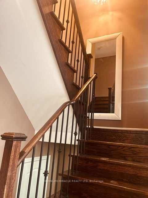 3 Lindyfalls Drive Upper Level Property Photo 26