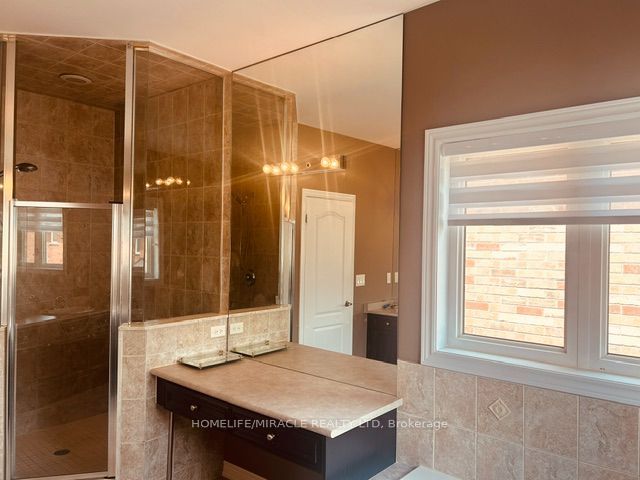 3 Lindyfalls Drive Upper Level Property Photo 33