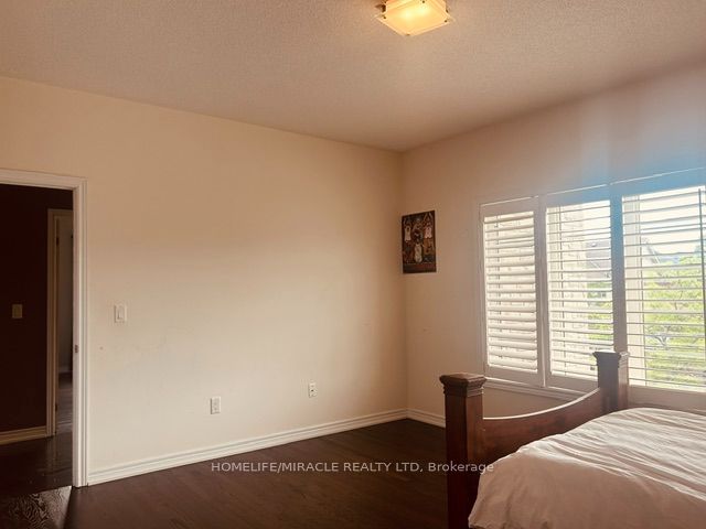 3 Lindyfalls Drive Upper Level Property Photo 37