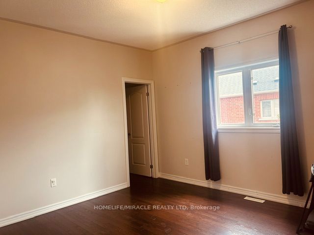 3 Lindyfalls Drive Upper Level Property Photo 43