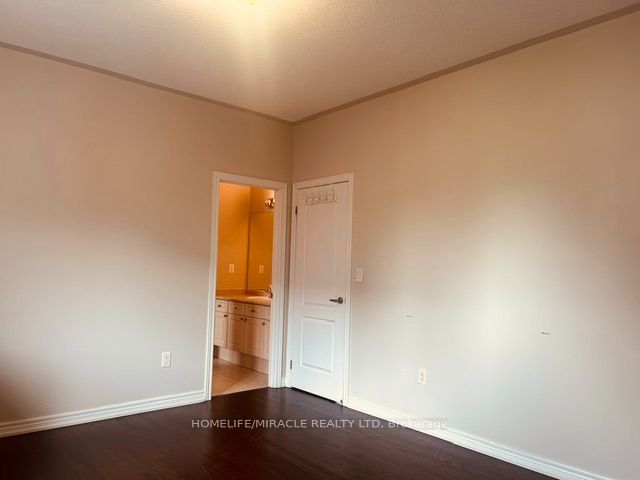3 Lindyfalls Drive Upper Level Property Photo 44