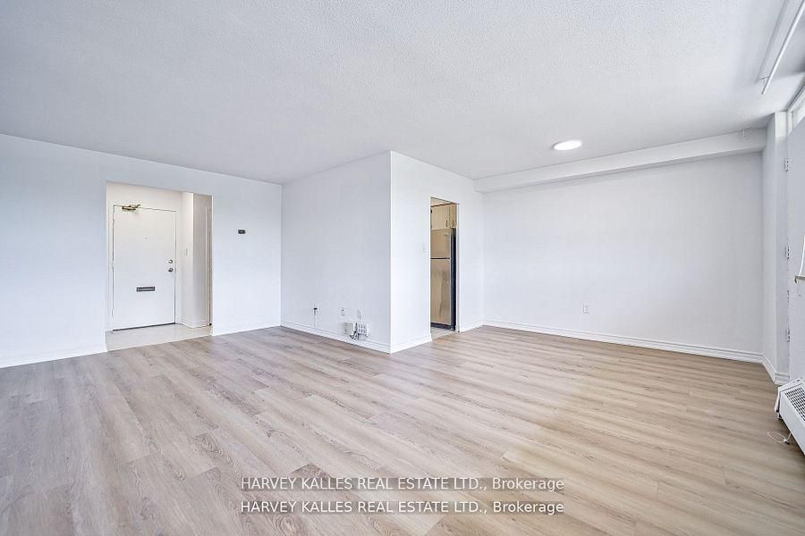 2000 Sheppard Avenue W 505 Property Photo 6
