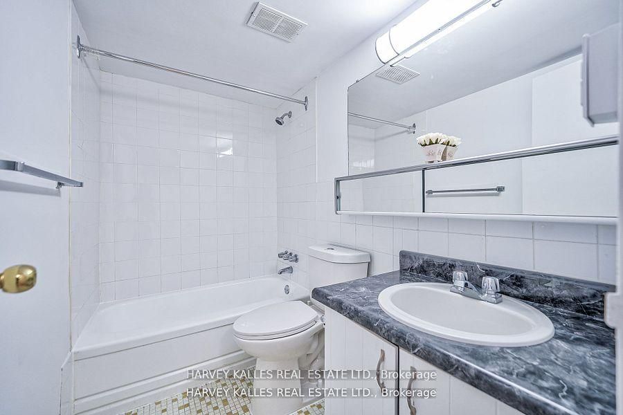 2000 Sheppard Avenue W 505 Property Photo 18