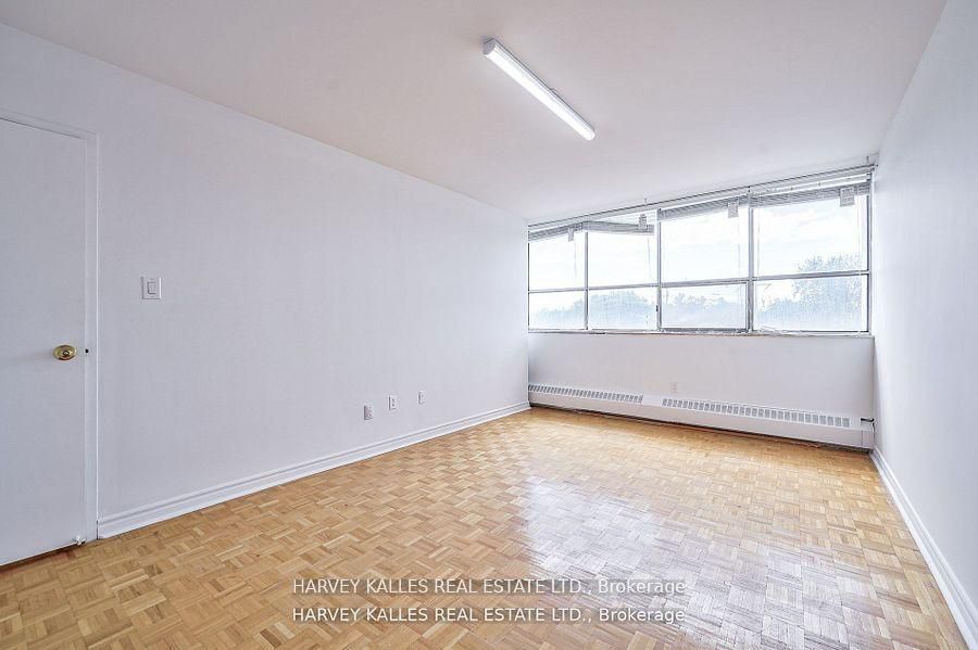 2000 Sheppard Avenue W 505 Property Photo 19