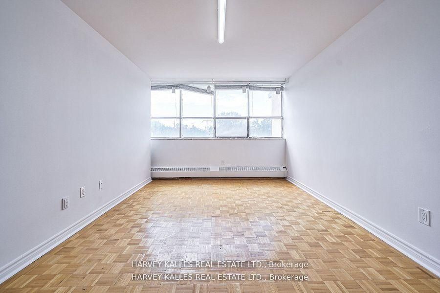 2000 Sheppard Avenue W 505 Property Photo 21