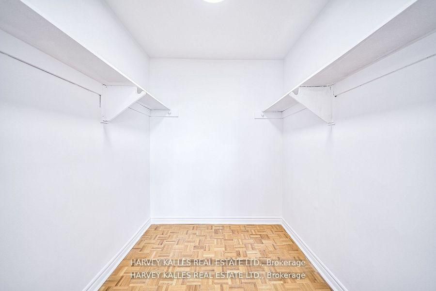 2000 Sheppard Avenue W 505 Property Photo 24