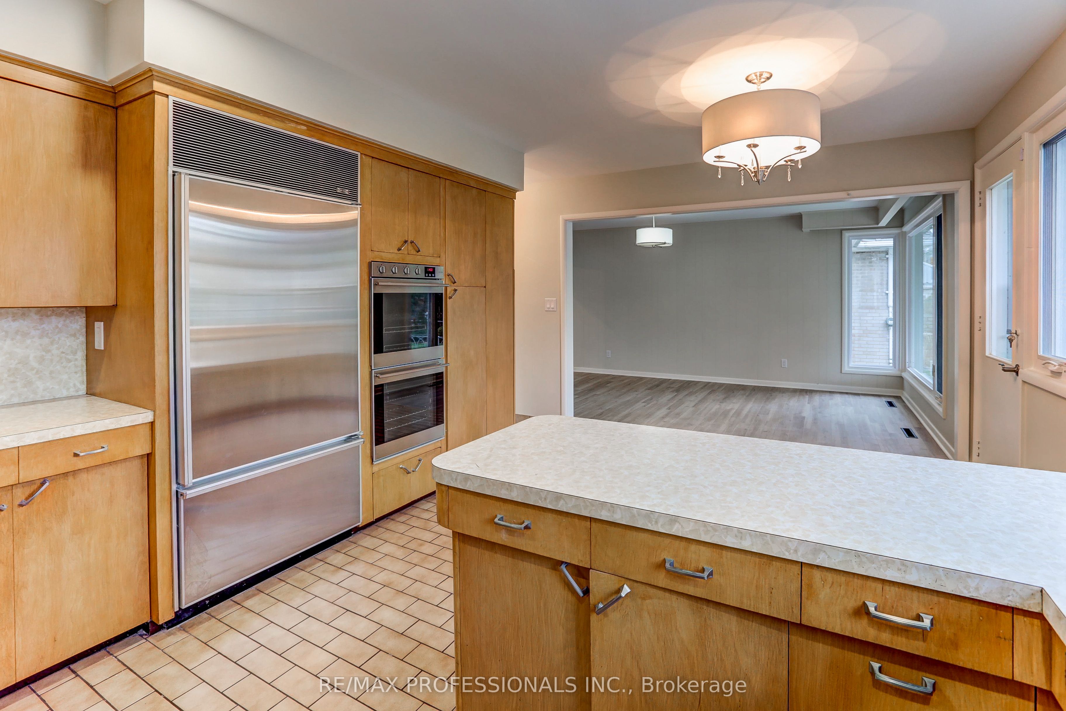23 Ravensbourne Crescent Property Photo 17