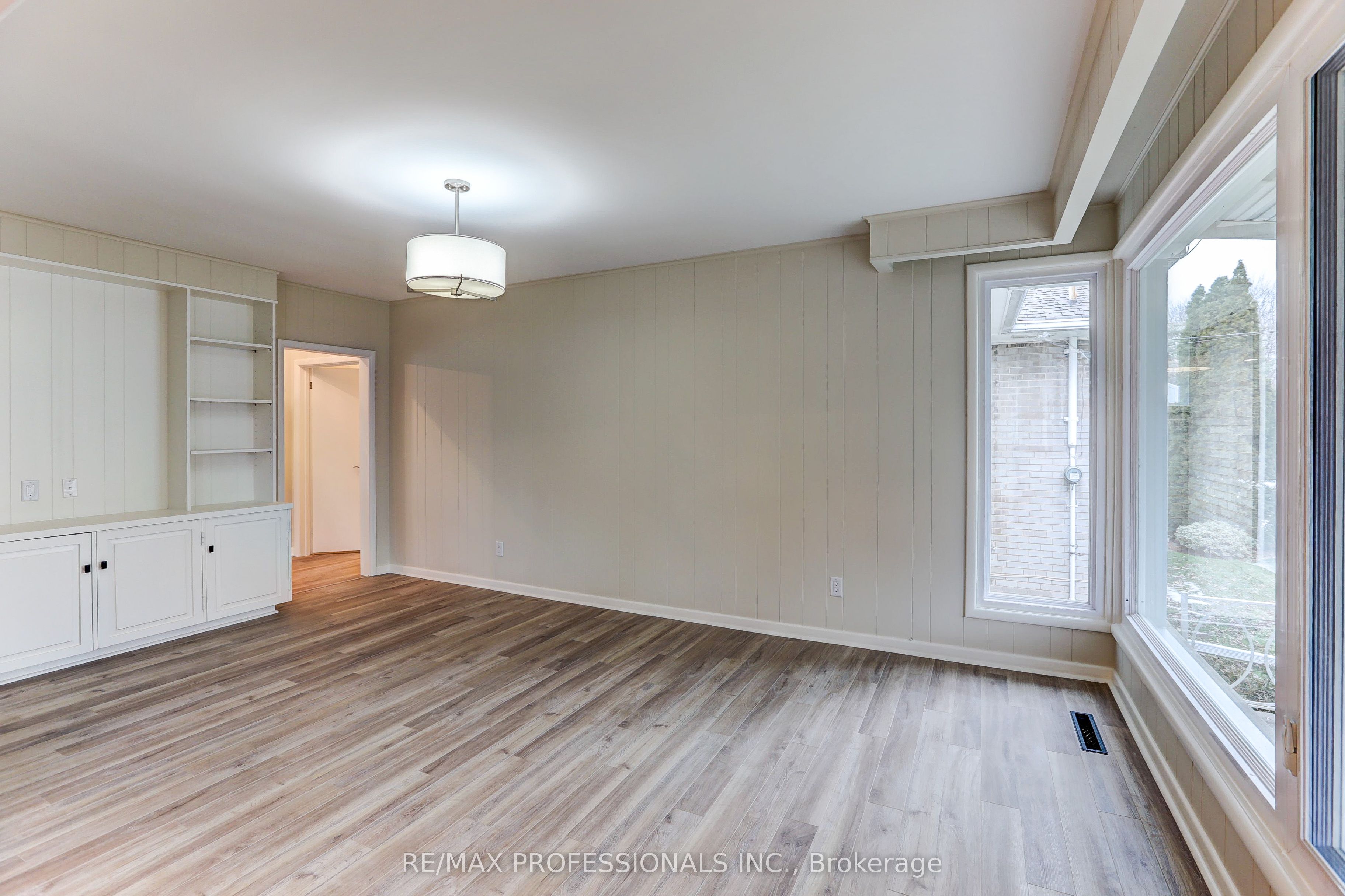 23 Ravensbourne Crescent Property Photo 19
