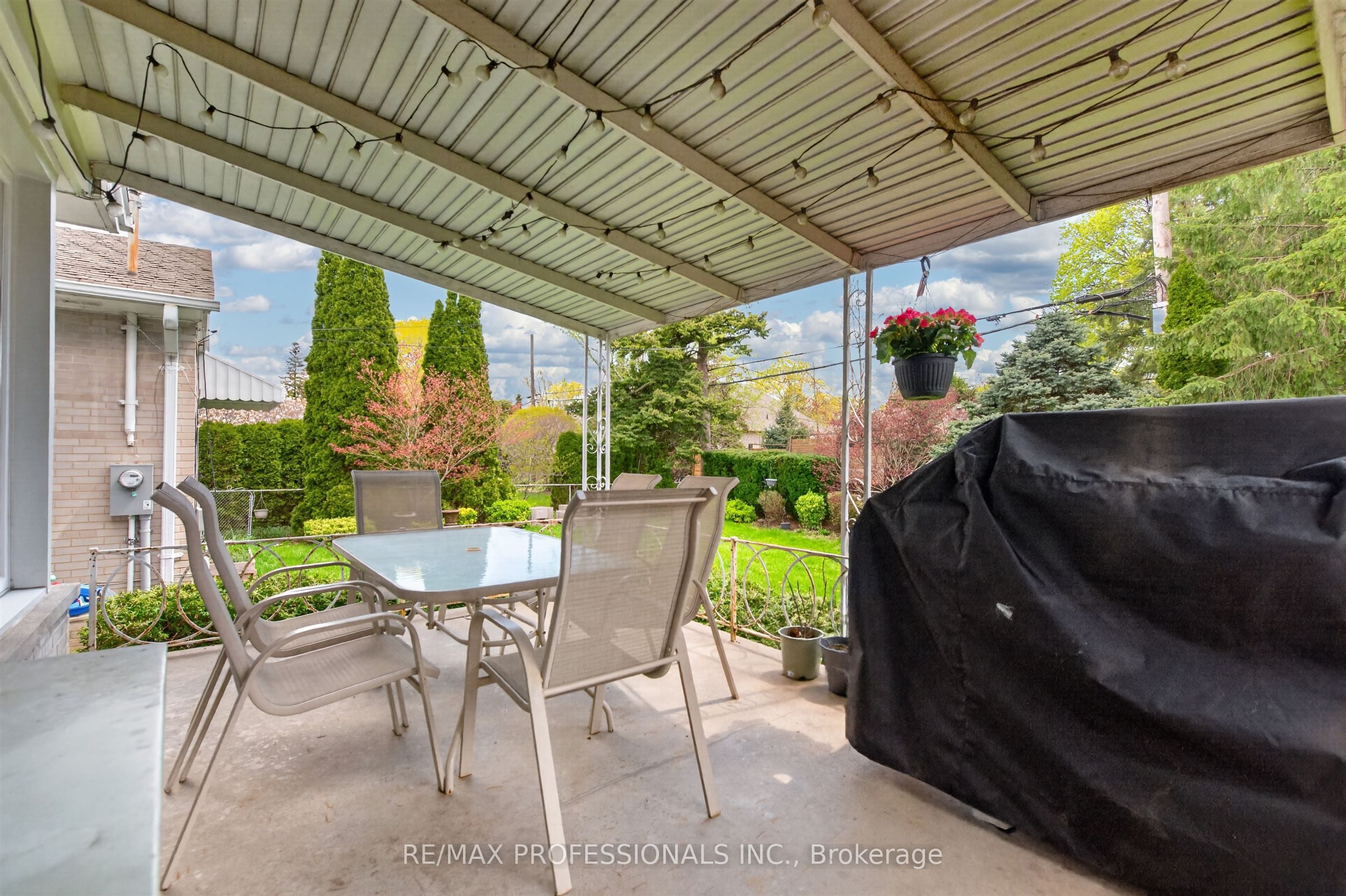 23 Ravensbourne Crescent Property Photo 39