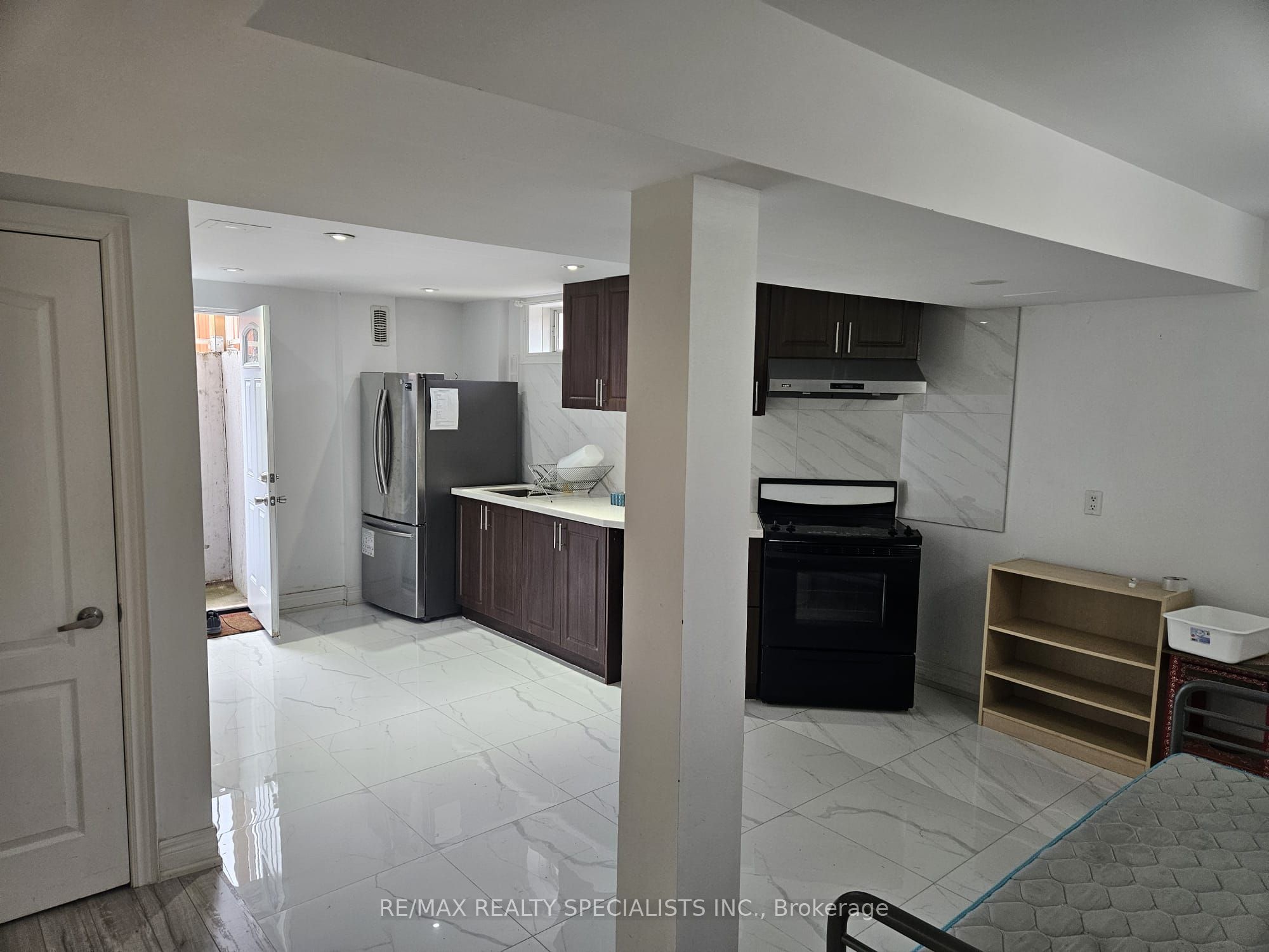 3774 Arbourview Terrace Lower Property Photo 4