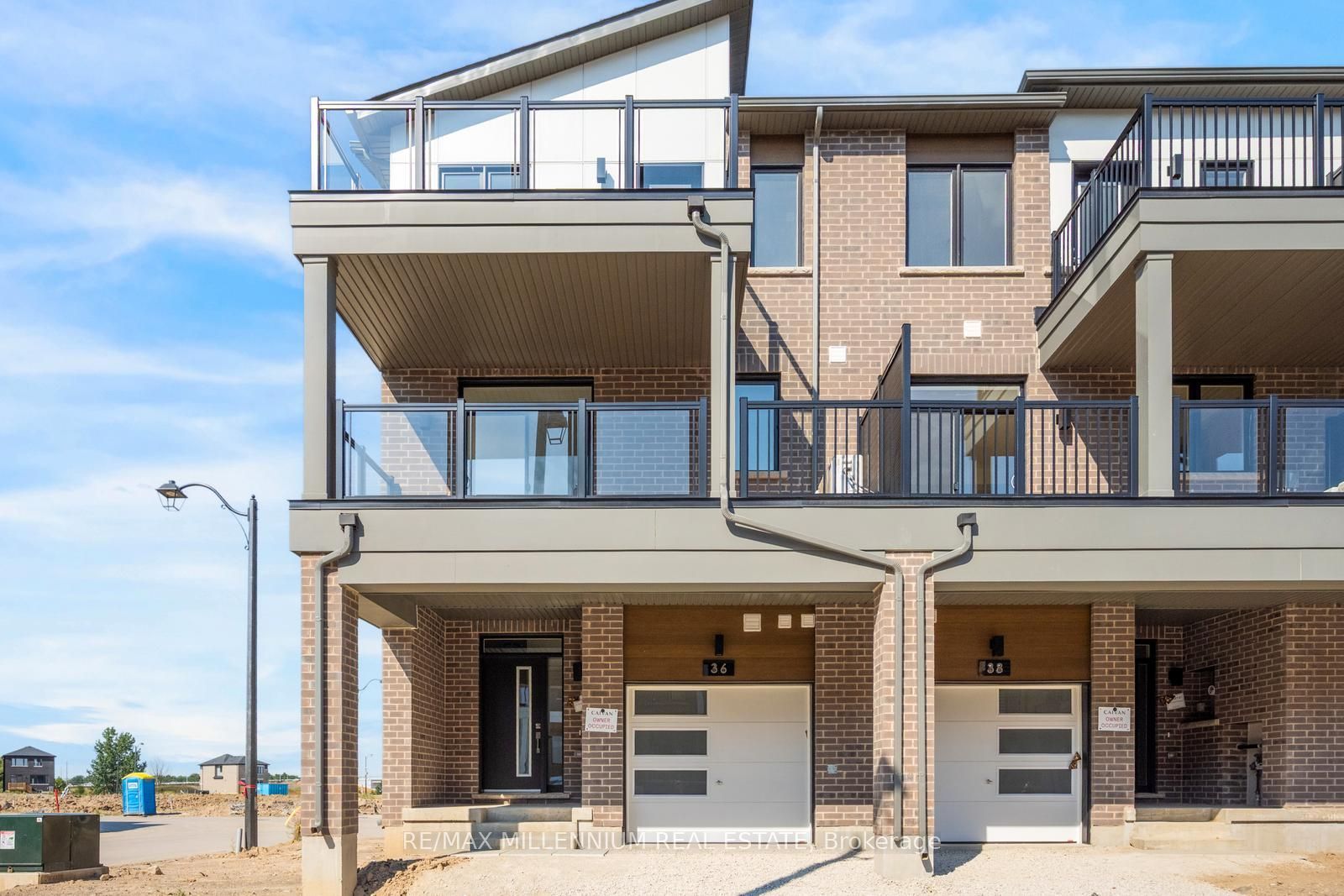 36 Thornbird Crescent Main Property Photo 1