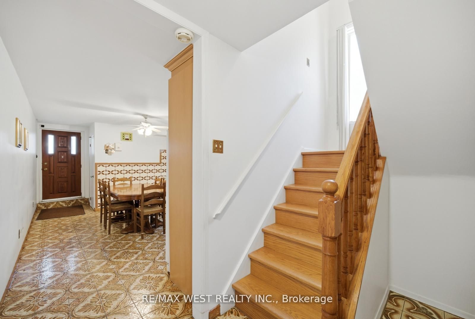 111 Shoreham Drive Property Photo 17
