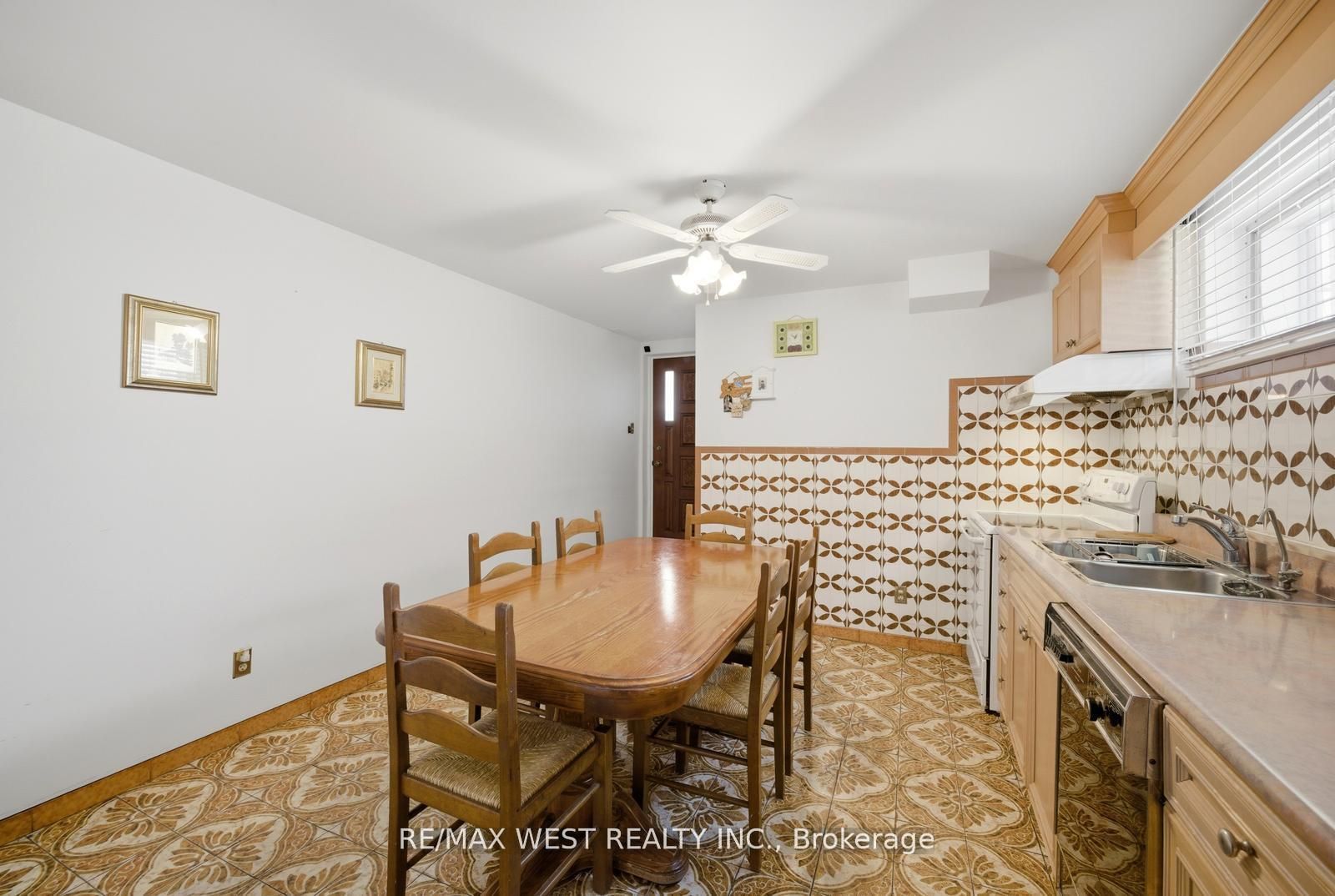 111 Shoreham Drive Property Photo 19