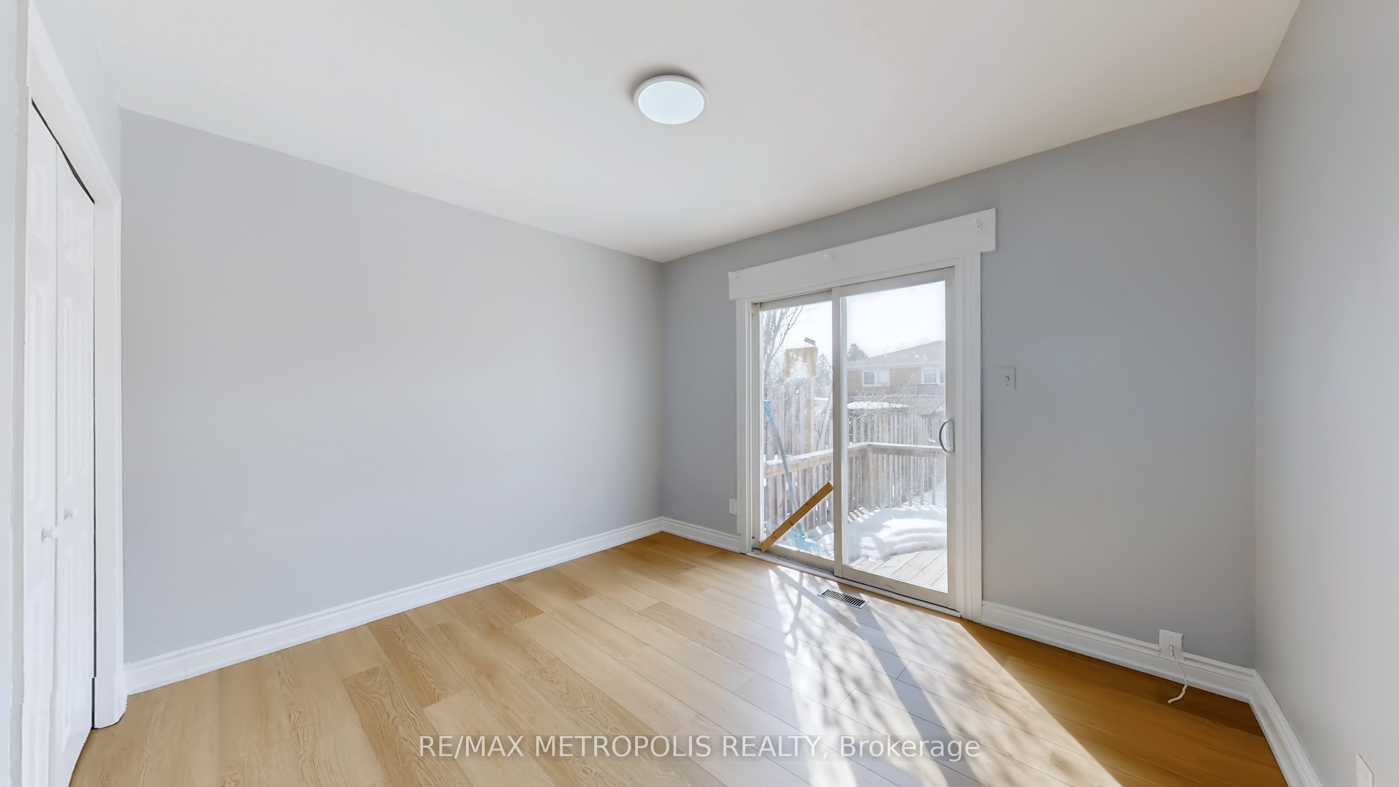 3254 Fieldgate Drive Upper Property Photo 21