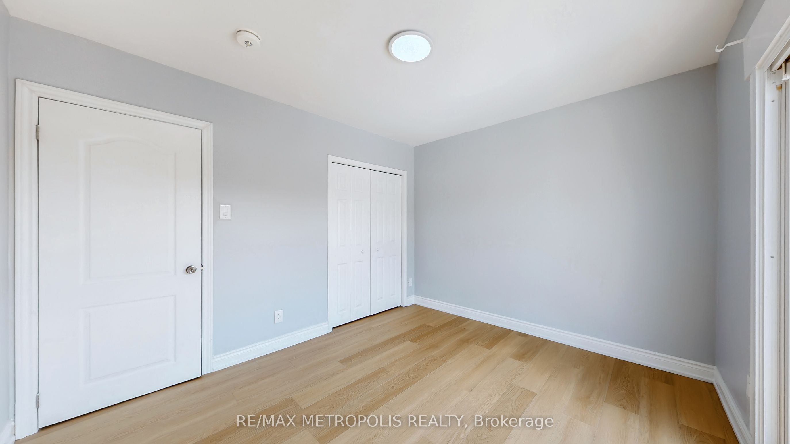 3254 Fieldgate Drive Upper Property Photo 23