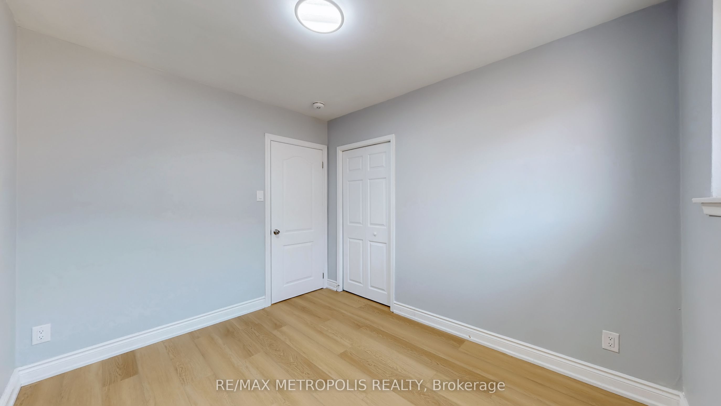 3254 Fieldgate Drive Upper Property Photo 26
