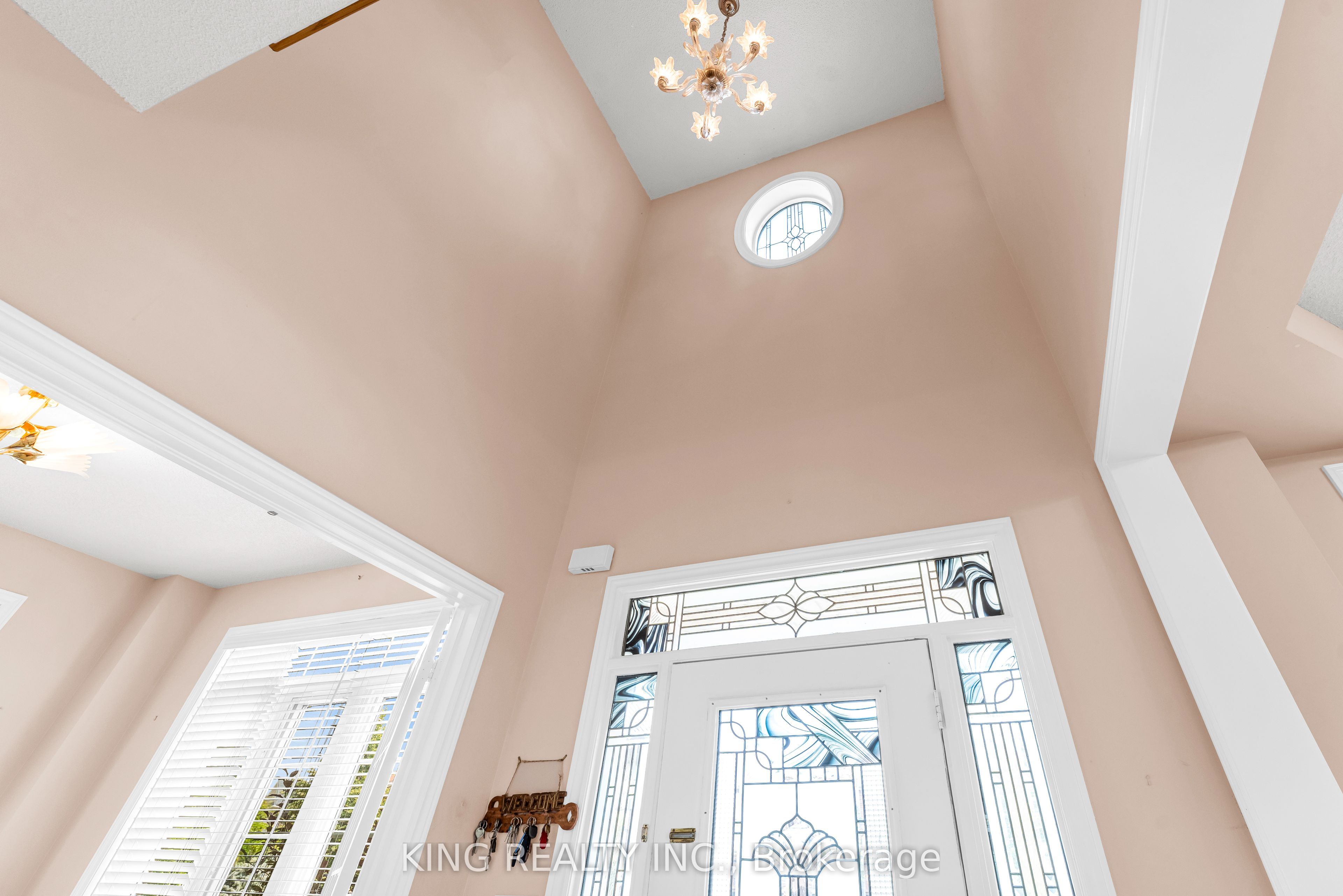 100 Pantomine Boulevard Property Photo 6